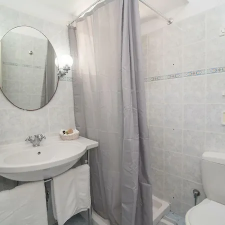 Omirikon 2* فاثي